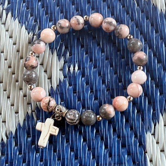 NWT Cross Beads Stretch Bracelet - Zebra Stone Pink, Religious Jewelry Pink - Picture 1 of 2